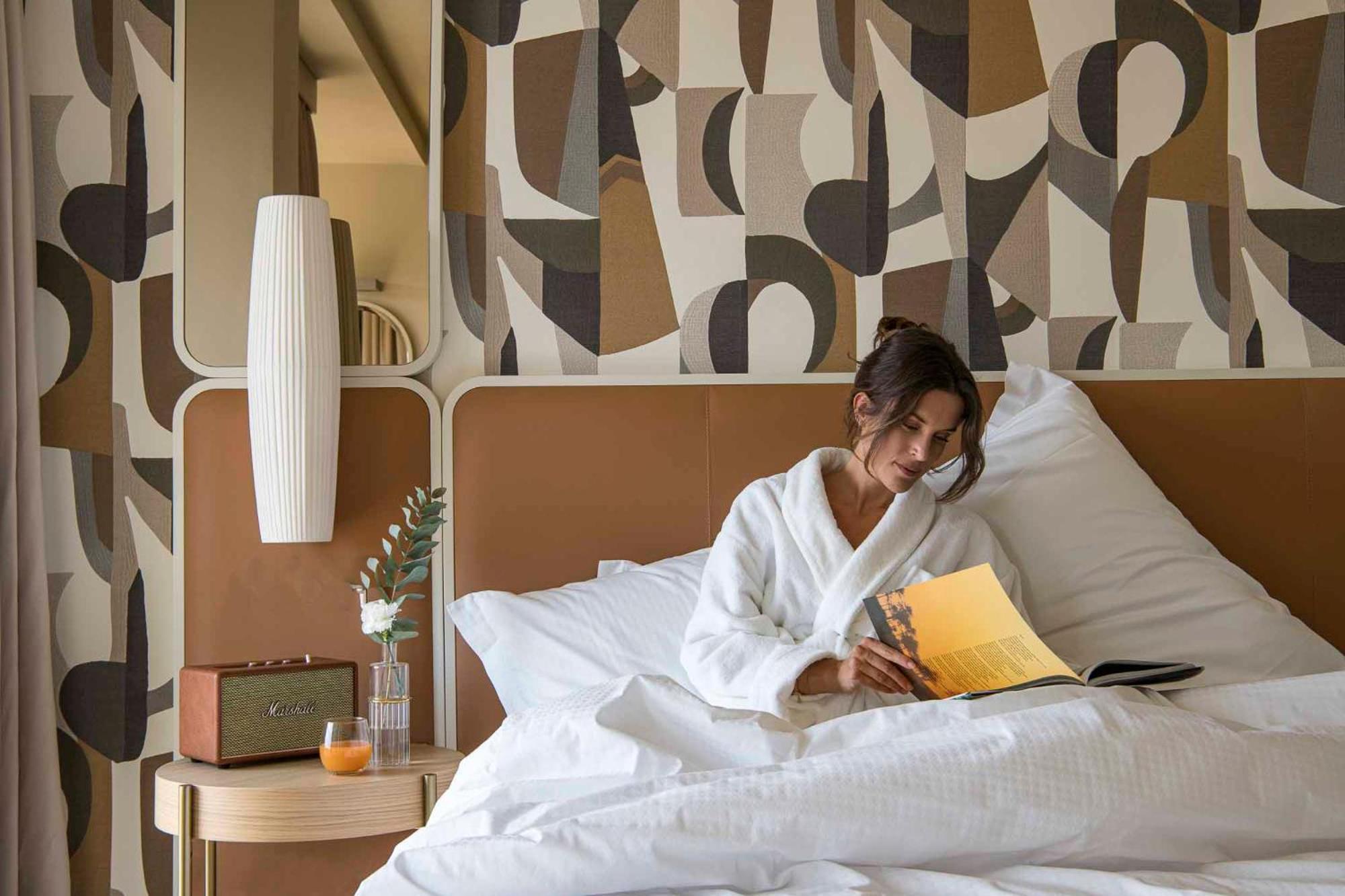 Columbus Urban Resort Florence Ngoại thất bức ảnh A guest in a room at the hotel