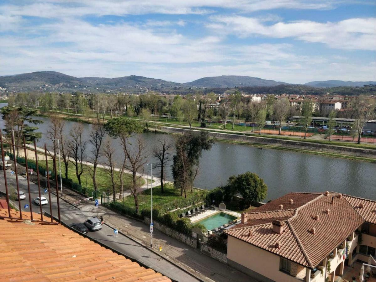 Columbus Urban Resort Florence Ngoại thất bức ảnh The river Arno near Pistoia