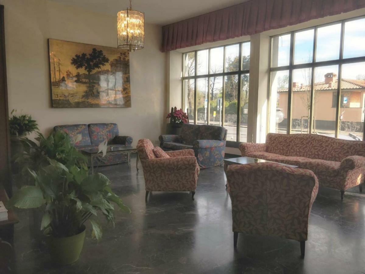Columbus Urban Resort Florence Ngoại thất bức ảnh The lobby of the hotel